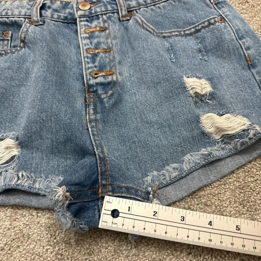Forever 21 High Waist Button Fly Distressed Cut Off Shorts Size 28